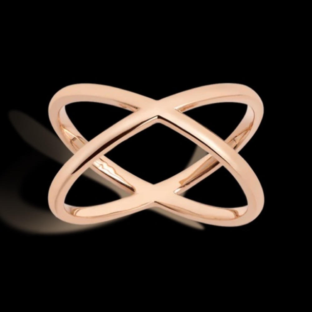 14kt Solid Yellow Gold X ring interwoven back & front practically new